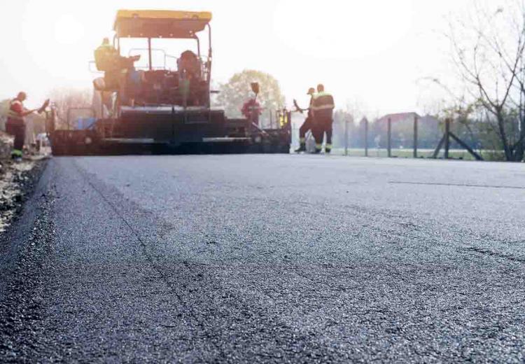 What is the difference between Bitumen and Asphalt?